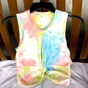 Boutique Tie-dye tank top(dee elly brand)